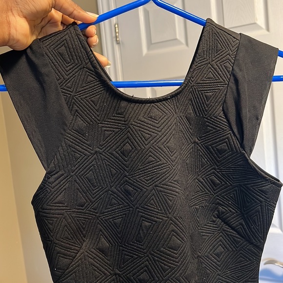 Seductions black fitted dress. US 4. - Picture 3 of 6